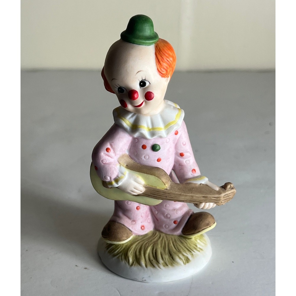 Vintage Lefton China 1990 Porcelain‎ Clown Figurine Playing Guitar #07553